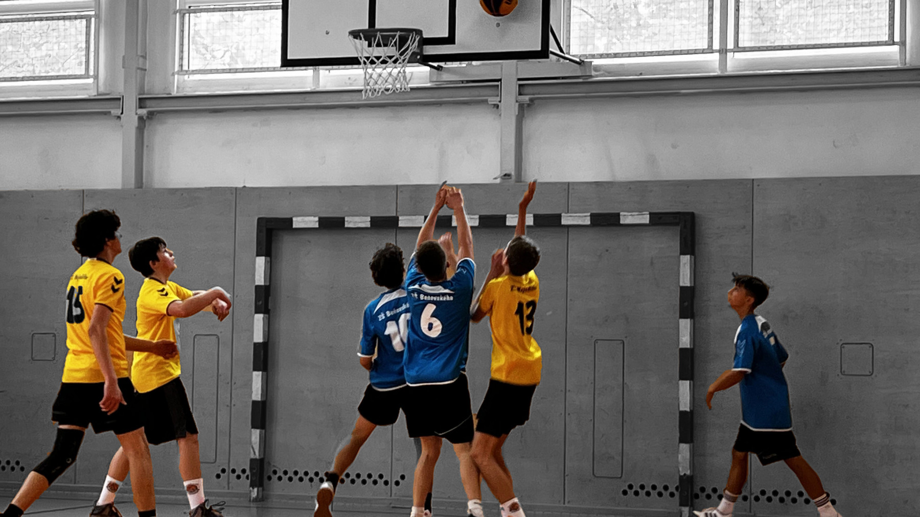 VIDEO: Basketbal 3 na 3 priniesol vyrovnané zápasy
